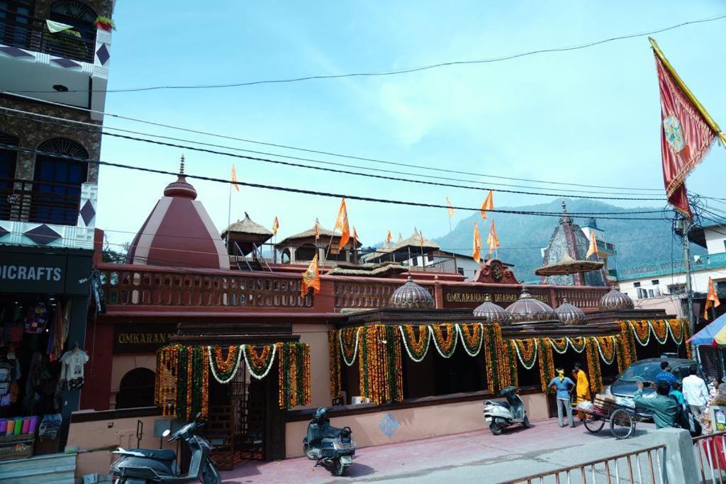 Vedic Dham Ganga Hotel Rishikesh Exterior photo